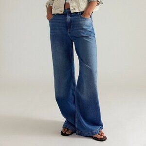 Stride Straight 'n Wide Jeans